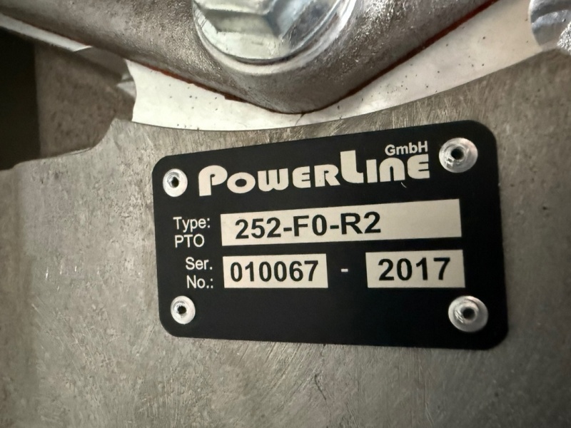 Коробка отбора мощности с фланцем сзади (КОМ 252-F0-R2) / Powerline 252-4204010-01